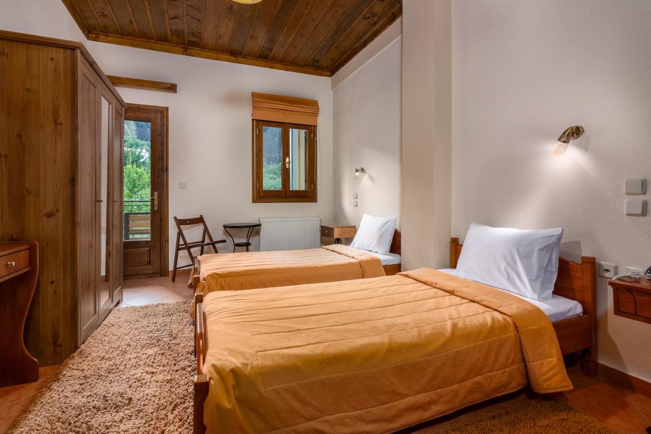 Zampakas Hotel Panorama Stournareika Екстериор снимка
